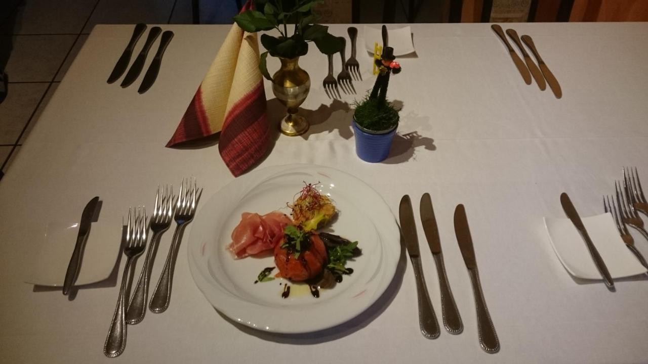 Hotel Restaurant Denis Zemmer Exteriér fotografie
